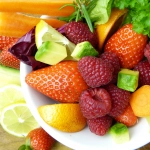 Ensalada refrescante de frutas de verano