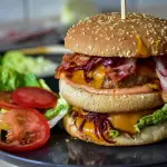 hamburguesa, hamburguesa con queso, comida rápida ,Pixabay